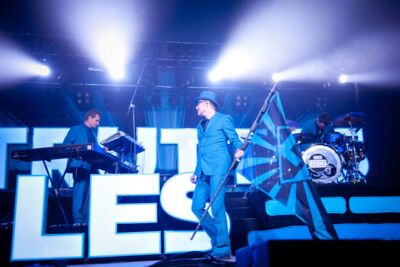 Les Truttes @ festival aan zee Depanne, picture 1, photographed by Devid Camerlynck - FrontView Magazine
