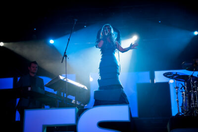 Les Truttes @ festival aan zee Depanne, picture 9, photographed by Devid Camerlynck - FrontView Magazine