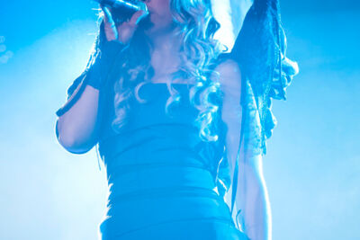 Les Truttes @ festival aan zee Depanne, picture 16, photographed by Devid Camerlynck - FrontView Magazine