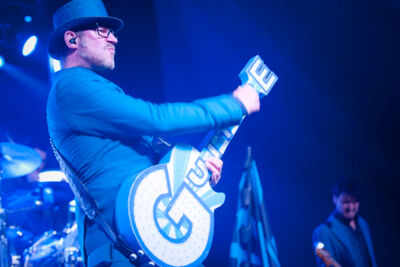 Les Truttes @ festival aan zee Depanne, picture 32, photographed by Devid Camerlynck - FrontView Magazine