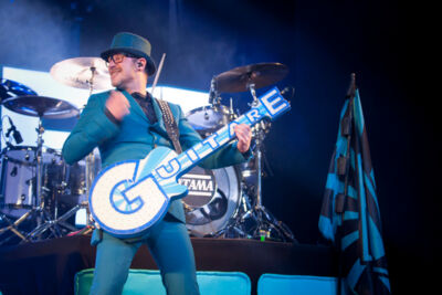Les Truttes @ festival aan zee Depanne, picture 35, photographed by Devid Camerlynck - FrontView Magazine