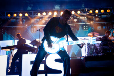 Les Truttes @ festival aan zee Depanne, picture 39, photographed by Devid Camerlynck - FrontView Magazine