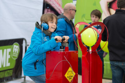 Murgafanfare Agrum & Straatanimatie @ festival aan zee De Panne, foto 1, foto's door Guy Danneels - FrontView Magazine