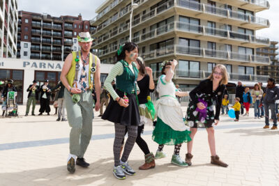 Murgafanfare Agrum & Straatanimatie @ festival aan zee De Panne, foto 26, foto's door Guy Danneels - FrontView Magazine