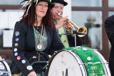 Murgafanfare Agrum & Straatanimatie @ festival aan zee De Panne, foto 43, foto's door Guy Danneels - FrontView Magazine