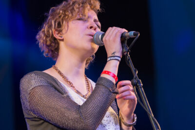 Paulien Mathues @ festival aan zee De Panne, foto 9, foto's door Guy Danneels - FrontView Magazine