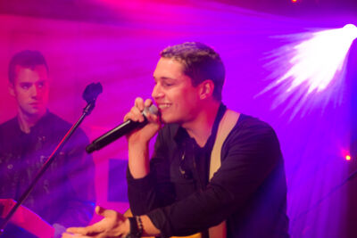Cris Cab Live in The Qube, picture 11, photographed by Jonas Wallecan - FrontView Magazine