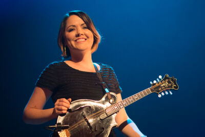 Della Mae @ De Roma, picture 3, photographed by Steven Stausens - FrontView Magazine