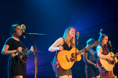 Della Mae @ De Roma, picture 11, photographed by Steven Stausens - FrontView Magazine