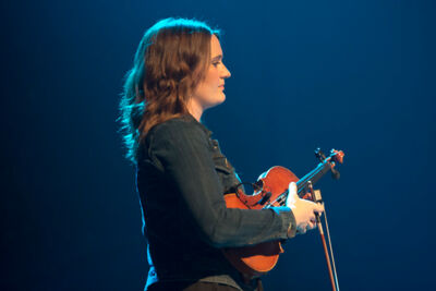 Della Mae @ De Roma, picture 12, photographed by Steven Stausens - FrontView Magazine