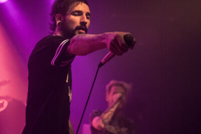Issues @ Ancienne Belgique, picture 7, photographed by Dorien Goetschalckx - FrontView Magazine