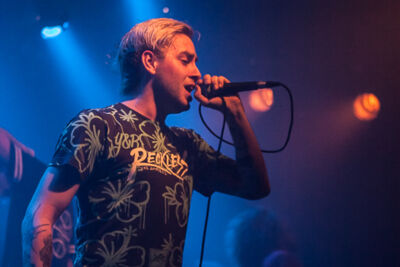 Issues @ Ancienne Belgique, picture 10, photographed by Dorien Goetschalckx - FrontView Magazine
