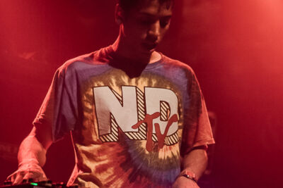 Issues @ Ancienne Belgique, picture 18, photographed by Dorien Goetschalckx - FrontView Magazine
