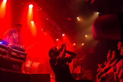 Issues @ Ancienne Belgique, picture 20, photographed by Dorien Goetschalckx - FrontView Magazine