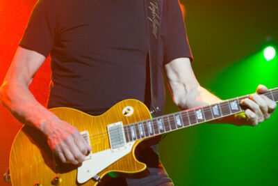 Golden Earring @ 013 Tilburg, picture 2, photographed by FrontView Magazine