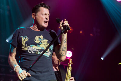 Golden Earring @ 013 Tilburg, picture 22, photographed by FrontView Magazine