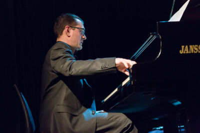 Rebirth: Collective @ De Casino Sint-Niklaas, picture 12, photographed by Guy Danneels - FrontView Magazine