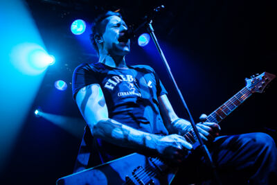 Mustasch @ 013, picture 1, photographed by Dorien Goetschalckx - FrontView Magazine
