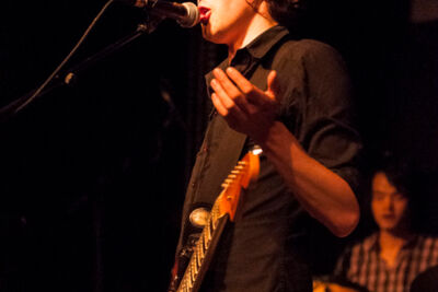 Mintzkov @ vredesfeesten Ieper Perron, picture 13, photographed by Devid Camerlynck - FrontView Magazine