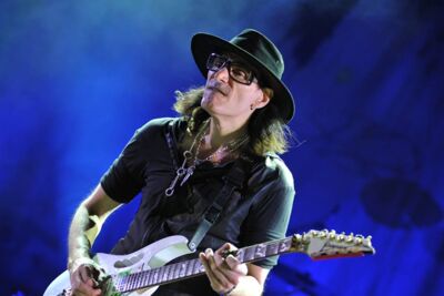 STeve Vai Markant XL, picture 2, photographed by Gunther Moens - FrontView Magazine