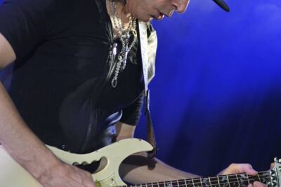 STeve Vai Markant XL, picture 7, photographed by Gunther Moens - FrontView Magazine