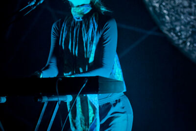 SX @ vredesfeesten Ieper Perron, picture 13, photographed by Devid Camerlynck - FrontView Magazine