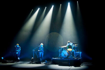 SX @ vredesfeesten Ieper Perron, picture 17, photographed by Devid Camerlynck - FrontView Magazine