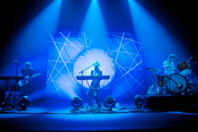 SX @ vredesfeesten Ieper Perron, picture 34, photographed by Devid Camerlynck - FrontView Magazine