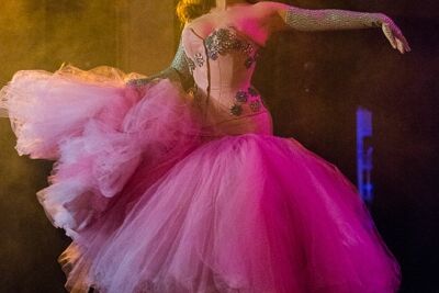 Cabaret New Burlesque @ De Roma, picture 27, photographed by Edwin Houdevelt - FrontView Magazine