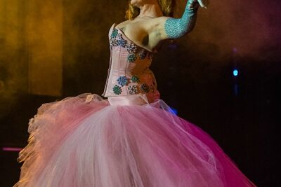 Cabaret New Burlesque @ De Roma, picture 28, photographed by Edwin Houdevelt - FrontView Magazine
