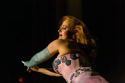 Cabaret New Burlesque @ De Roma, picture 29, photographed by Edwin Houdevelt - FrontView Magazine