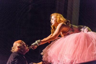 Cabaret New Burlesque @ De Roma, picture 32, photographed by Edwin Houdevelt - FrontView Magazine