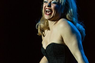 Cabaret New Burlesque @ De Roma, picture 43, photographed by Edwin Houdevelt - FrontView Magazine