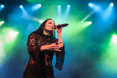 tarja @ Effenaar, picture 1, photographed by Dorien Goetschalckx - FrontView Magazine