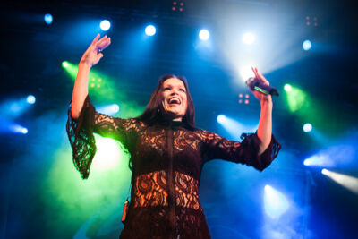 tarja @ Effenaar, picture 8, photographed by Dorien Goetschalckx - FrontView Magazine