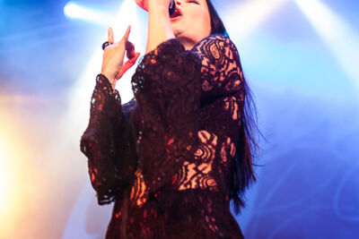 tarja @ Effenaar, picture 14, photographed by Dorien Goetschalckx - FrontView Magazine