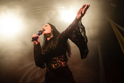 tarja @ Effenaar, picture 15, photographed by Dorien Goetschalckx - FrontView Magazine