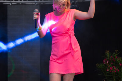 Eveline Cannoot @ Wortegemsen Feesten, picture 8, photographed by Guy Danneels - FrontView Magazine