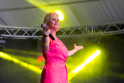 Eveline Cannoot @ Wortegemsen Feesten, picture 10, photographed by Guy Danneels - FrontView Magazine