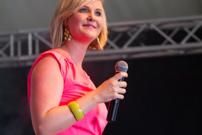 Eveline Cannoot @ Wortegemsen Feesten, picture 16, photographed by Guy Danneels - FrontView Magazine