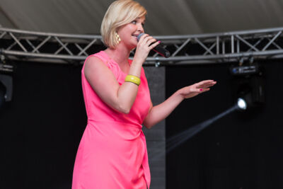 Eveline Cannoot @ Wortegemsen Feesten, picture 18, photographed by Guy Danneels - FrontView Magazine