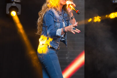 Hanny D @ Wortegemsen Feesten, picture 2, photographed by Guy Danneels - FrontView Magazine