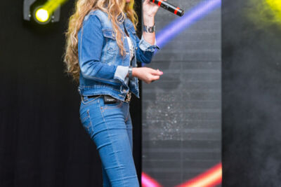 Hanny D @ Wortegemsen Feesten, picture 3, photographed by Guy Danneels - FrontView Magazine