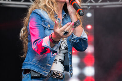 Hanny D @ Wortegemsen Feesten, picture 8, photographed by Guy Danneels - FrontView Magazine