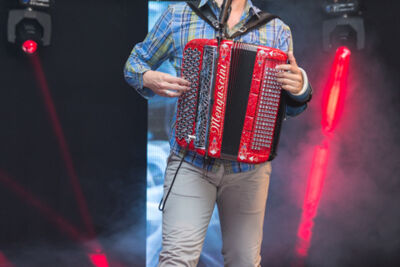 Matthias Lens @ Wortegemsen Feesten, picture 9, photographed by Guy Danneels - FrontView Magazine