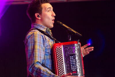 Matthias Lens @ Wortegemsen Feesten, picture 19, photographed by Guy Danneels - FrontView Magazine