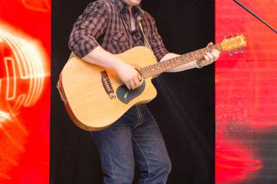 Robby Longo @ Wortegemsen Feesten, picture 8, photographed by Guy Danneels - FrontView Magazine