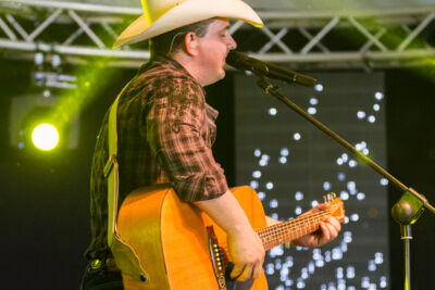 Robby Longo @ Wortegemsen Feesten, picture 18, photographed by Guy Danneels - FrontView Magazine