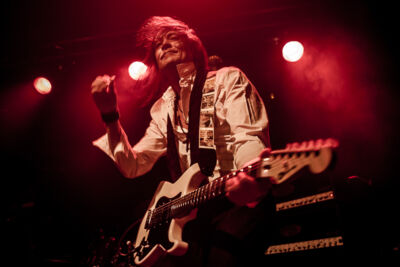 Jake E. Lee’s Red Dragon Cartel @ 013, picture 4, photographed by Dorien Goetschalckx - FrontView Magazine
