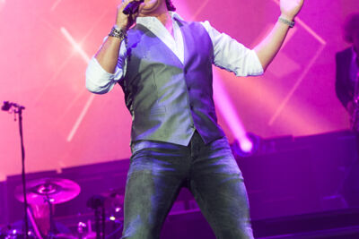 Marco Borsato - Duizend Spiegels Tour @ Sportpaleis Antwerpen, picture 6, photographed by Dimitri Vanlommel - FrontView Magazine